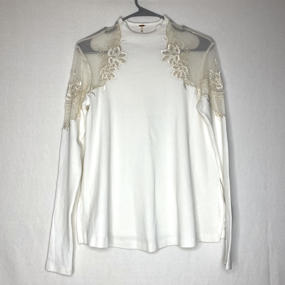 Free People Daniella Lace Shoulder Mock Neck Long Sleeve Top Women’s Sz S Cream